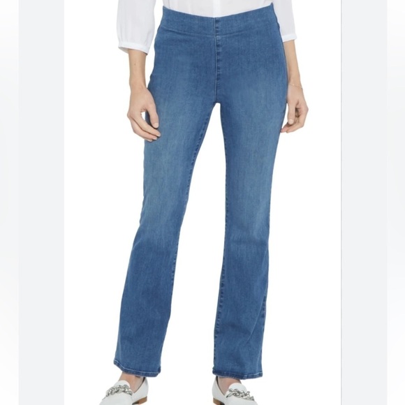 NYDJ Women Ava Daring Denim Mid-Rise Ankle Flare Jeans size Medium - Picture 1 of 8